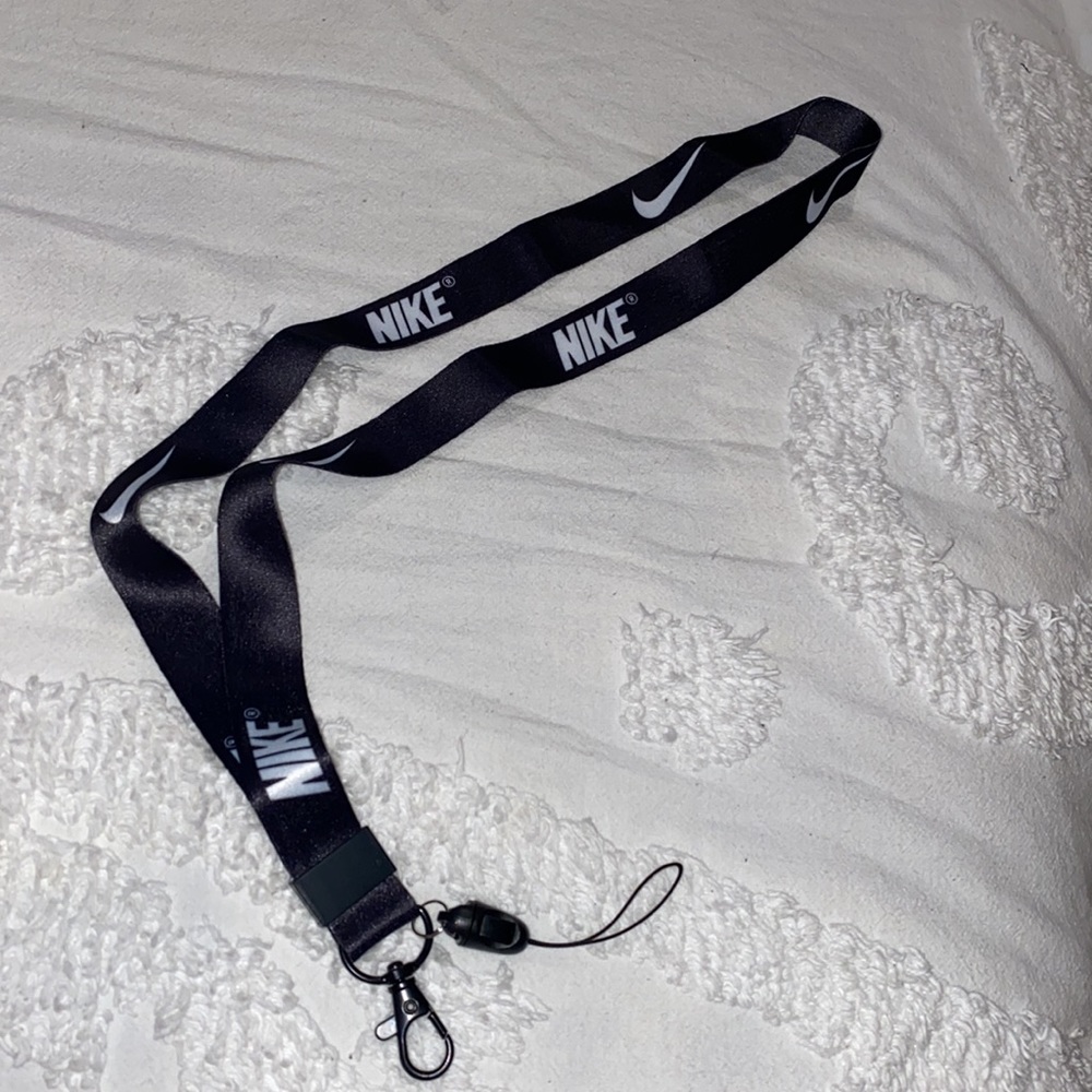 lanyard for keys with quick release buckle. New